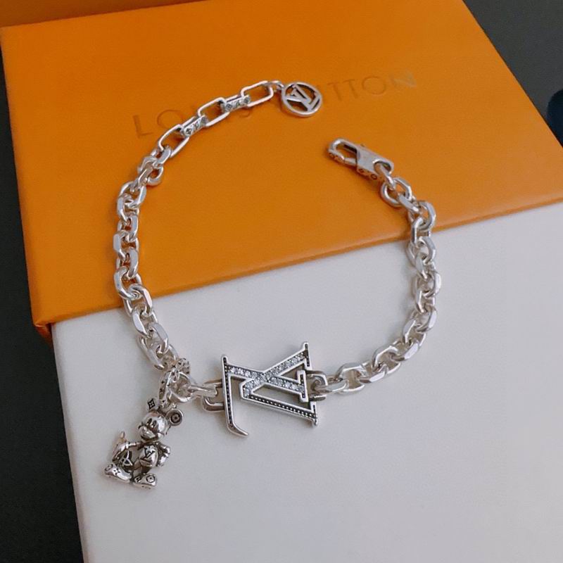 LV Bracelet 03lyr364